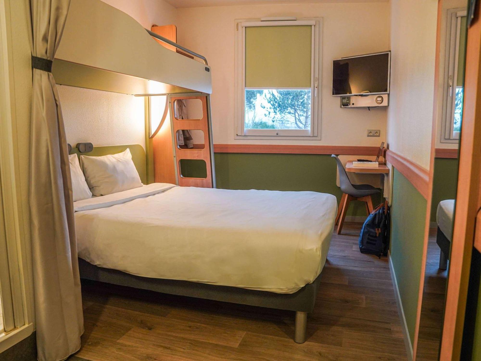 Ibis Budget Bayeux Nonant Exterior foto