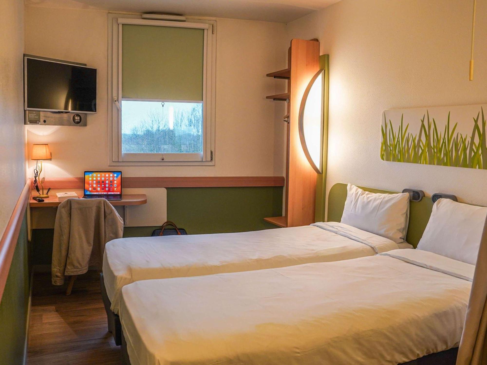 Ibis Budget Bayeux Nonant Exterior foto